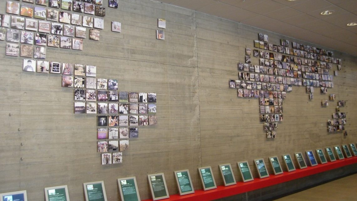 Der Raum "Menschenrechte als universelle Herausforderung" im Museo de la Memoria, Santiago de Chile